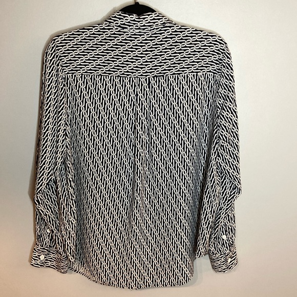 Liz Claiborne Button Down Long Sleeve - Picture 2 of 6